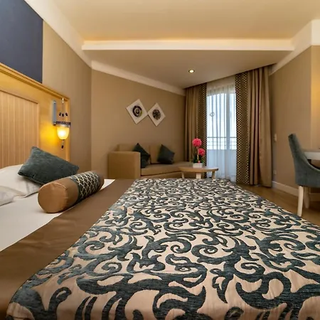 Курортний комплекс Seamelia & Ultra 5 Stars 5*
