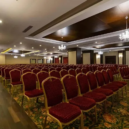 Seamelia & Resort Side