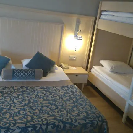 Seamelia Hotel&spa Ultra