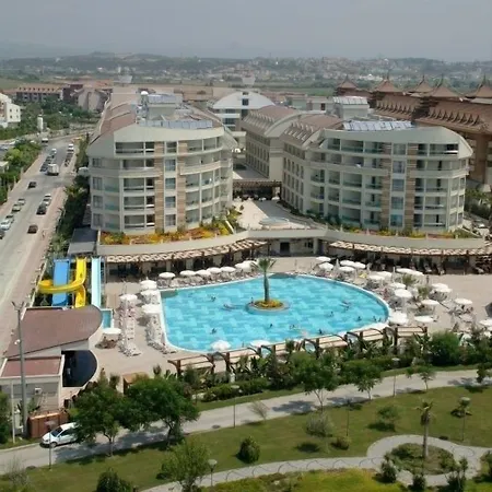 Seamelia & Ośrodek wypoczynkowy 5*