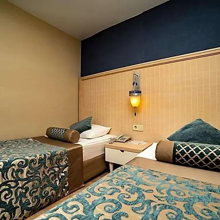 Seamelia Hotel&spa Ultra