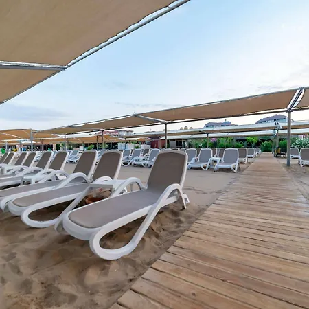 Seamelia Hotel&spa Ultra 5*