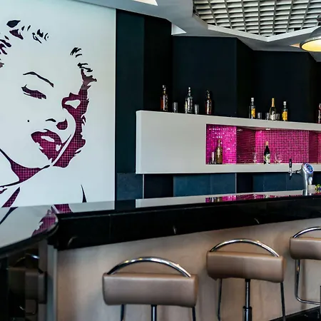 Seamelia Hotel&spa Ultra Resort Side