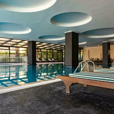 Seamelia & Ultra Resort Side