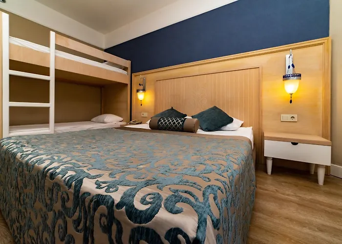 Seamelia & Üdülőközpont Side