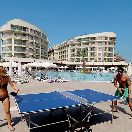 리조트 Seamelia & 5*